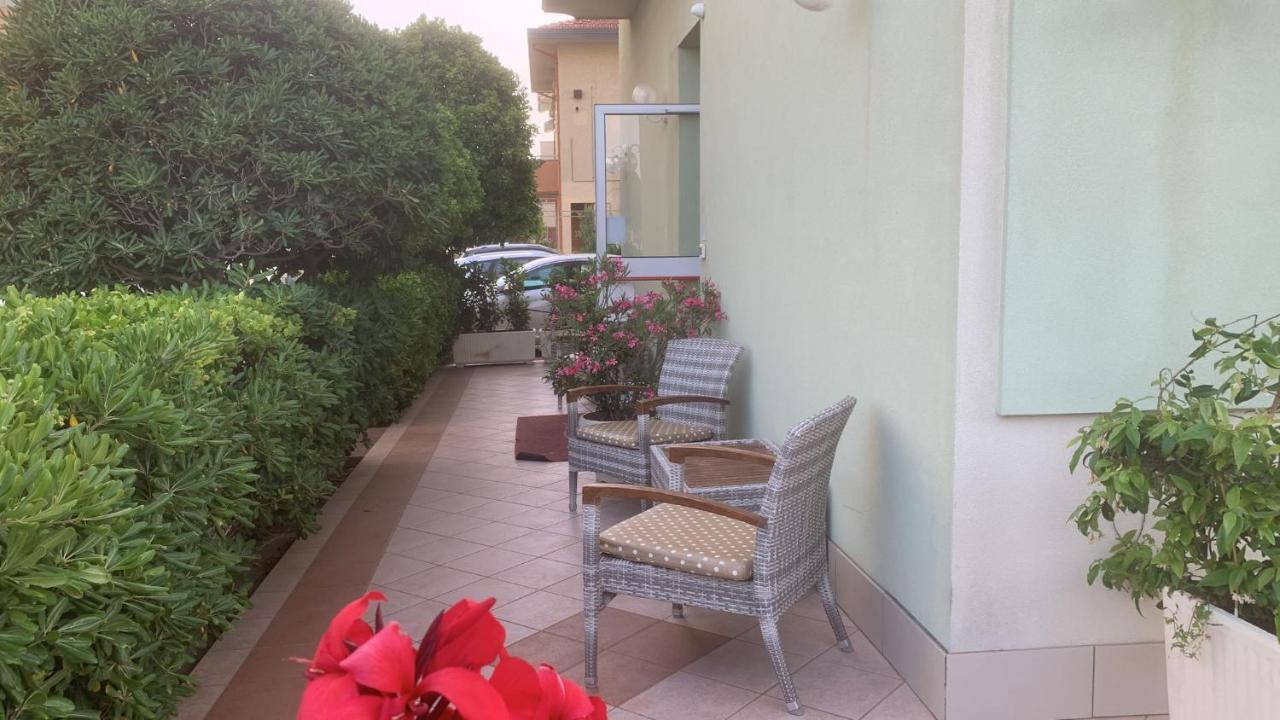 Hotel Rosati ريميني المظهر الخارجي الصورة