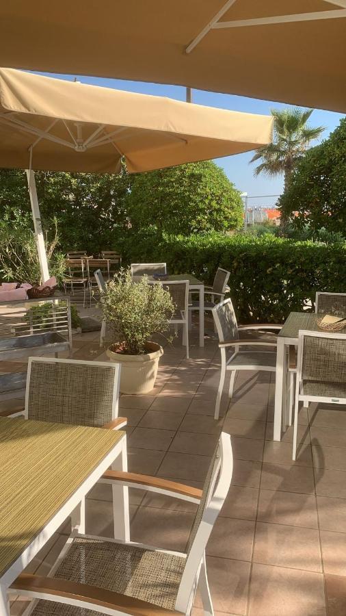 Hotel Rosati ريميني المظهر الخارجي الصورة