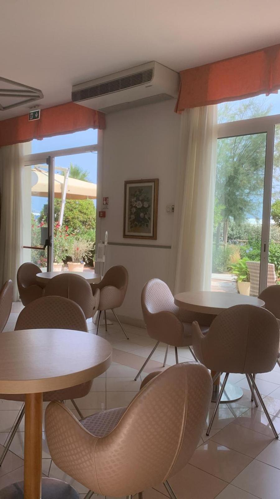 Hotel Rosati ريميني المظهر الخارجي الصورة