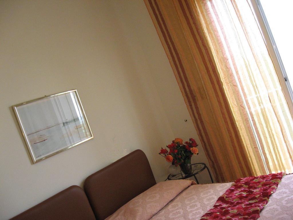 Hotel Rosati ريميني المظهر الخارجي الصورة